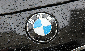 BMW   -  
