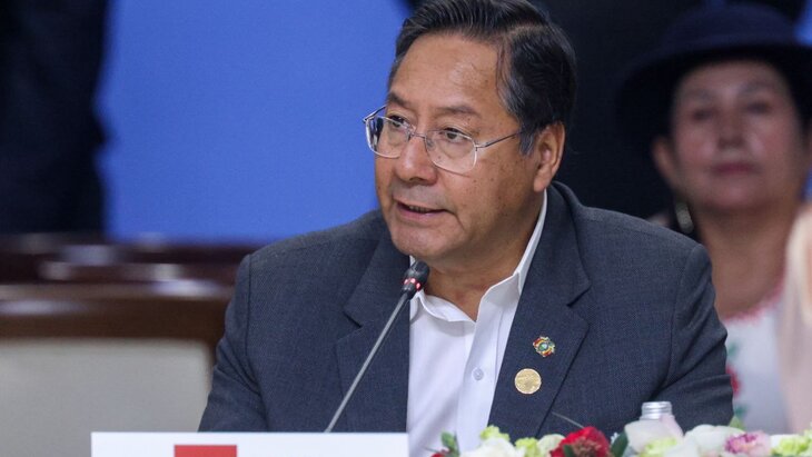 ����� ��������� ���������� ������� ���� � ������ �� ������������ 80-����� ������