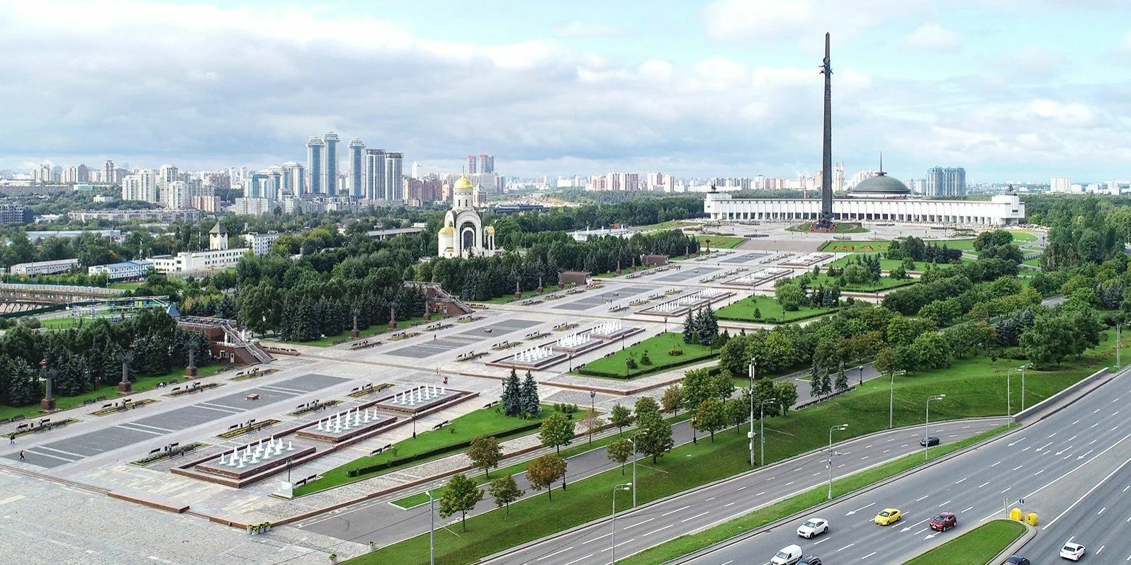 Парк Победы на Поклонной горе станет музеем под открытым небом в выходные