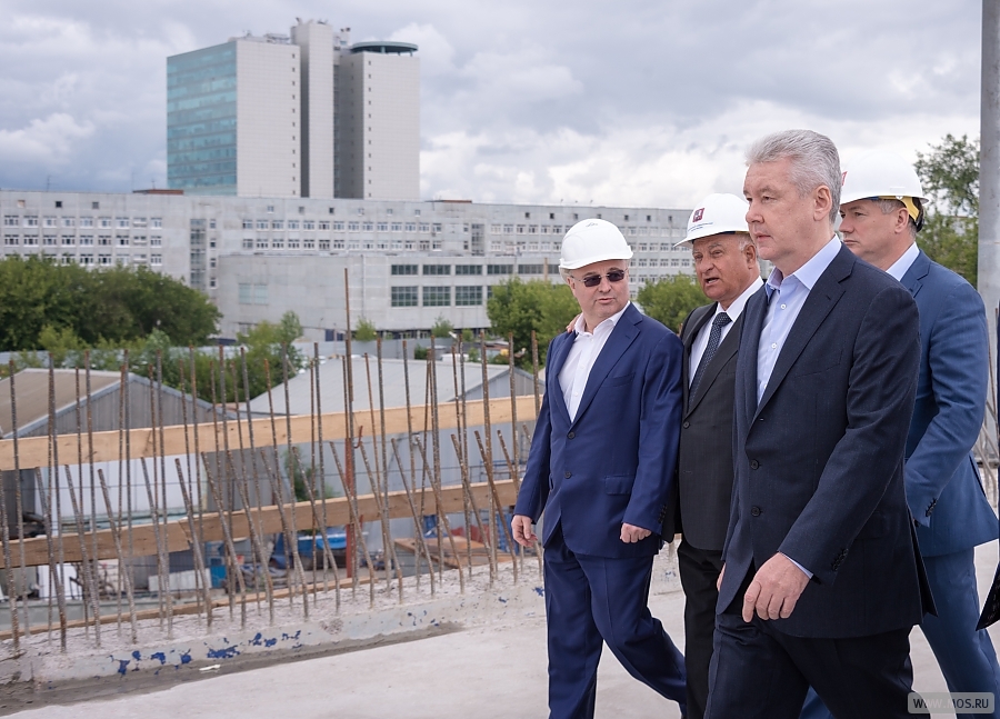 Собянин: Основные работы по реконструкци­и Волгоградки будут завершены до конца г­ода