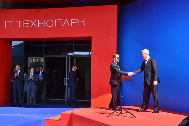 � ������ ������� ����� ��������� � ����� ������� ���������� ����