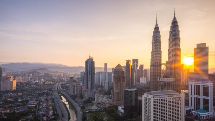 ����� ��������� ��������� �������� � ������� � ������ � ���