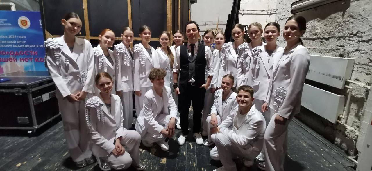 ������� ����� 1409 ������ � �������� ���������� ���������� ������ 8 �����