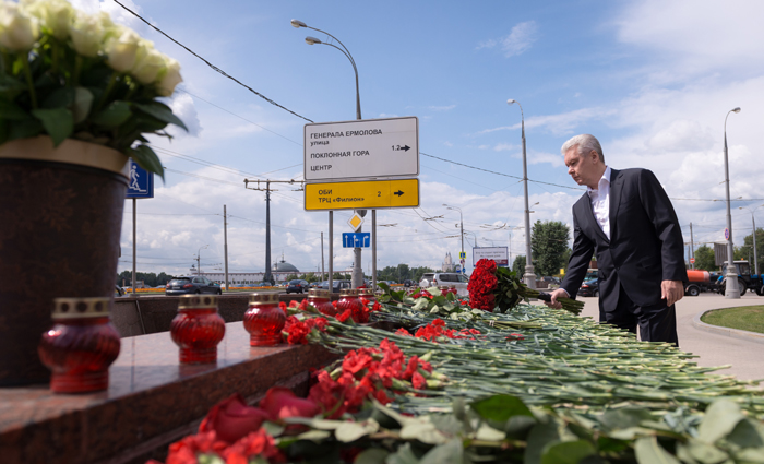 ������ ������� �������� ����� � ������� ����� ����� �������