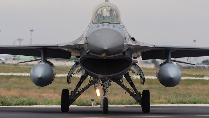 Нидерланды завершат поставку партии истребителей F-16 на Украину 26 мая