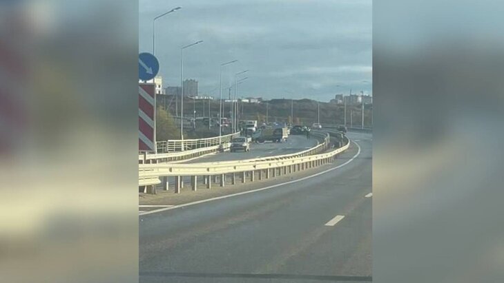 Два человека пострадали в ДТП с участием 15 машин в ТиНАО – СМИ