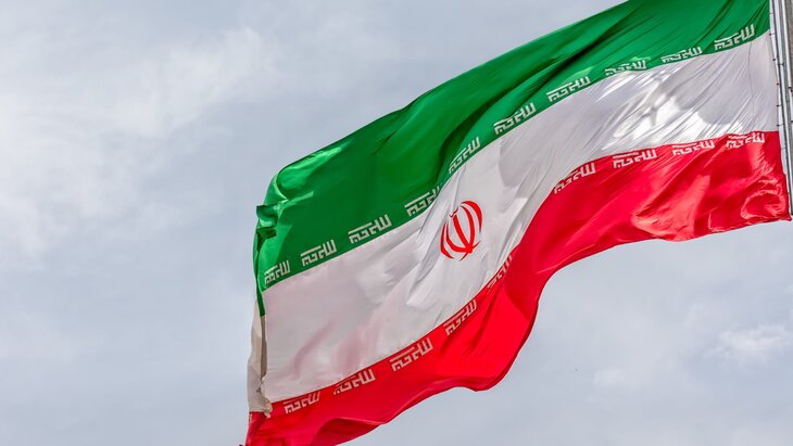 ������ ������� ����� ���������� � ��������� � ������ �����������