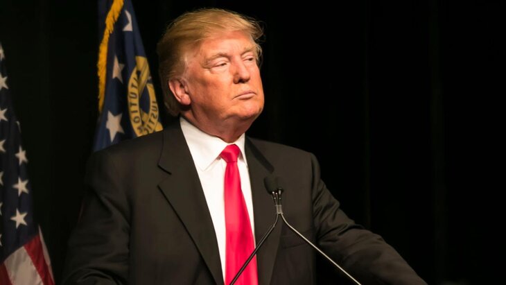Трамп назвал немыслимыми траты США на Украину