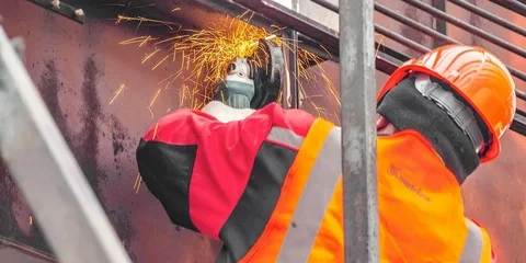 Коммерческий объект освободили от самостроя в Очаково-Матвеевском