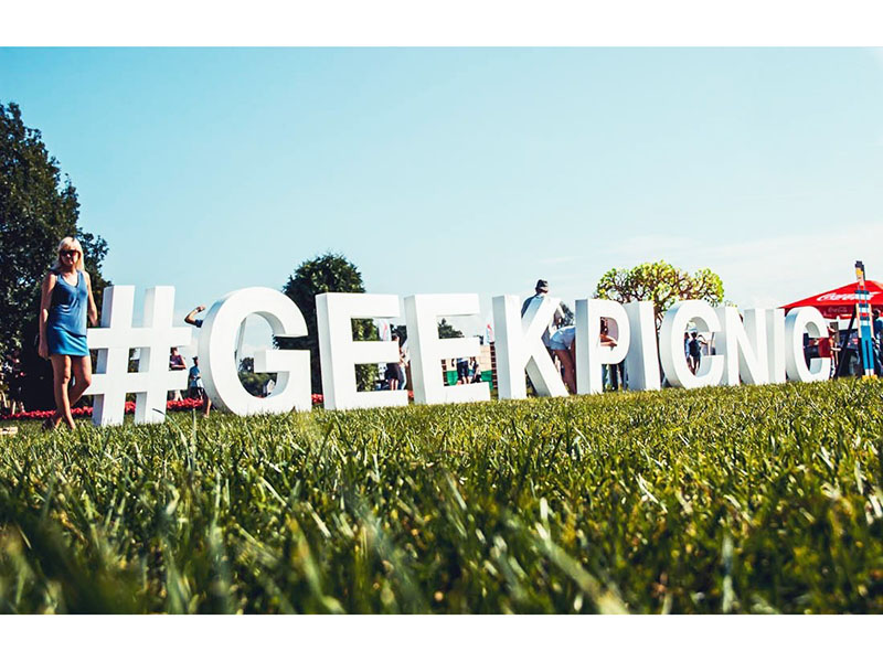     Geek Picnic   - 