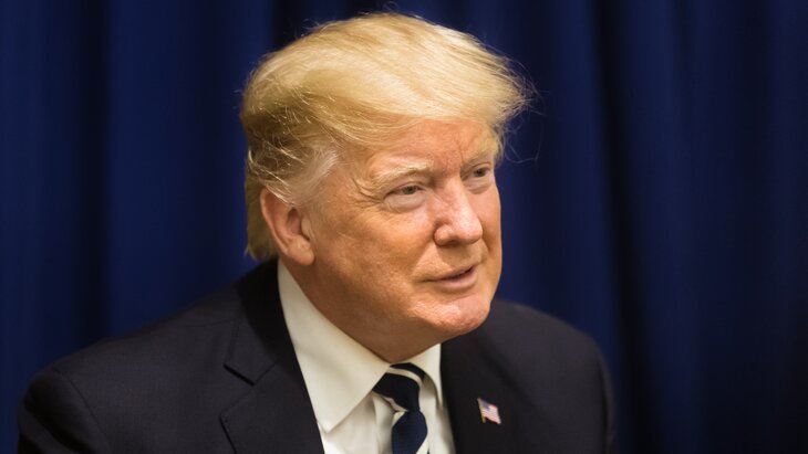 Трамп назвал Овечкина "великим" после установления рекорда