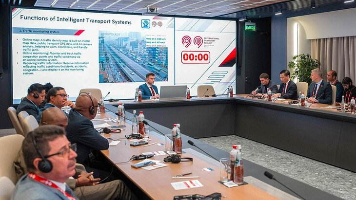 ������� ������� ���������� V �������������� ������������� �������