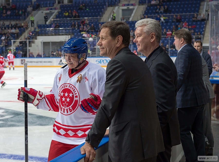 ��� ������ ������ ������ ����-���� � ������ ������ ������ �� ���� ������� ������ ������