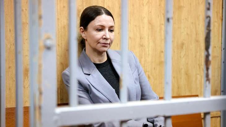 Брат Блиновской рассказал, что блогер ему вернула долг в размере 19 рублей
