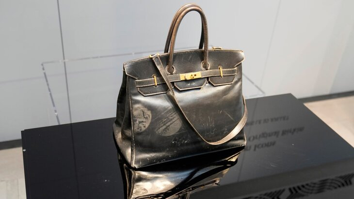 Сумка Hermes актрисы Джейн Биркин продана на аукционе за 8,6 млн евро