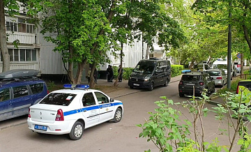 Два тела обнаружили у дома на Кунцевской Два тела обнаружили у дома на Кунцевской