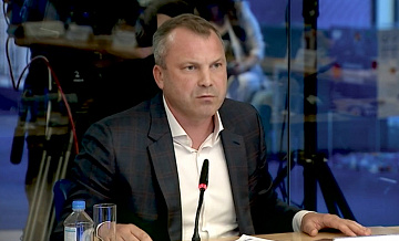 Телеведущий Евгений Попов провел мастер-классы в школах ЗАО Телеведущий Евгений Попов провел мастер-классы в школах ЗАО