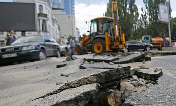 Асфальт возле Киевского вокзала отремонтировали досрочно