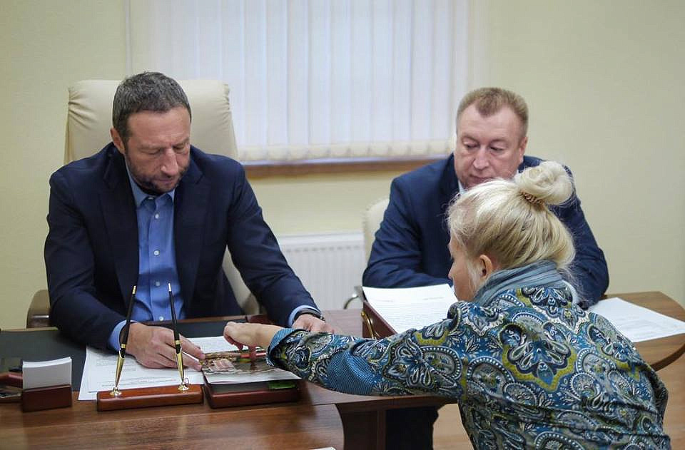 Павел Поселенов обсудил реновацию с жителями ЗАО в рамках Единого дня приема