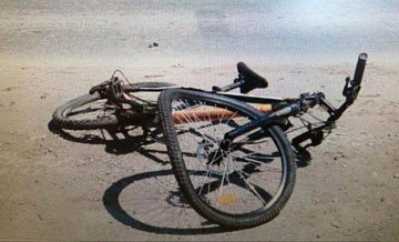 Автомобиль сбил велосипедиста на улице 50 лет Октября